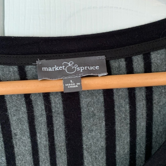 Women’s Black & White Dresses & Shirts. Pick your piece for $20 or Make offer! - Picture 3 of 12